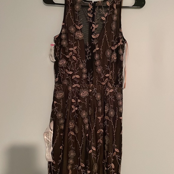 Evening dress - Picture 5 of 8